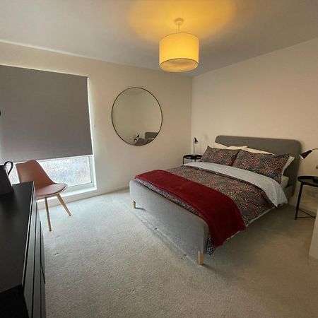 Modern And Comfortable Flat With Private Parking Apartment Oxford Bagian luar foto